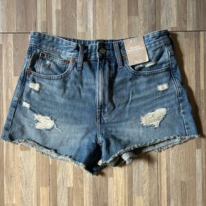 NWT Madewell Distressed Jean Shorts Women’s Size 27
